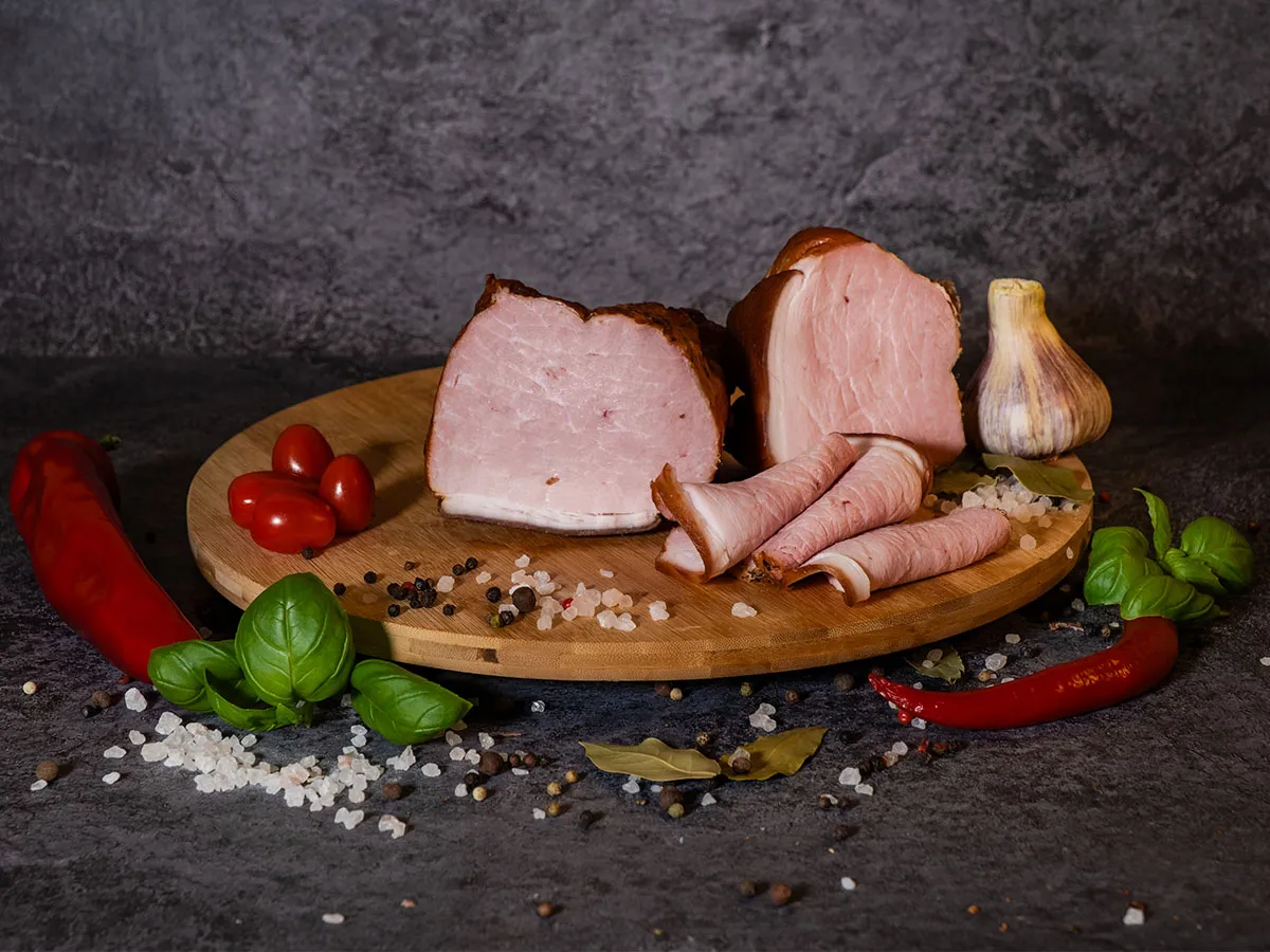 Szynka wiejska z tłuszczykiem ok 350 g