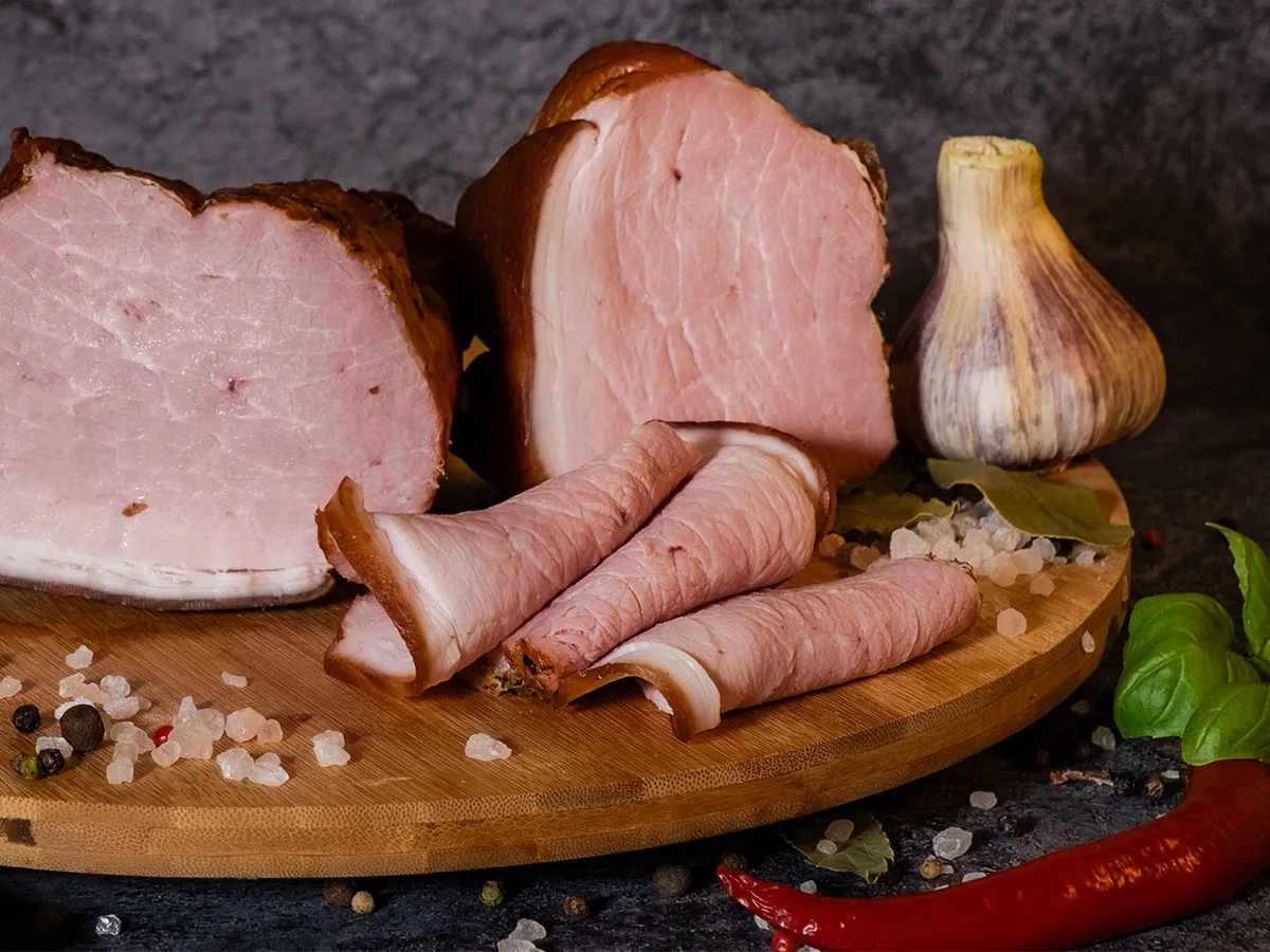 Szynka wiejska z tłuszczykiem ok 350 g (5)